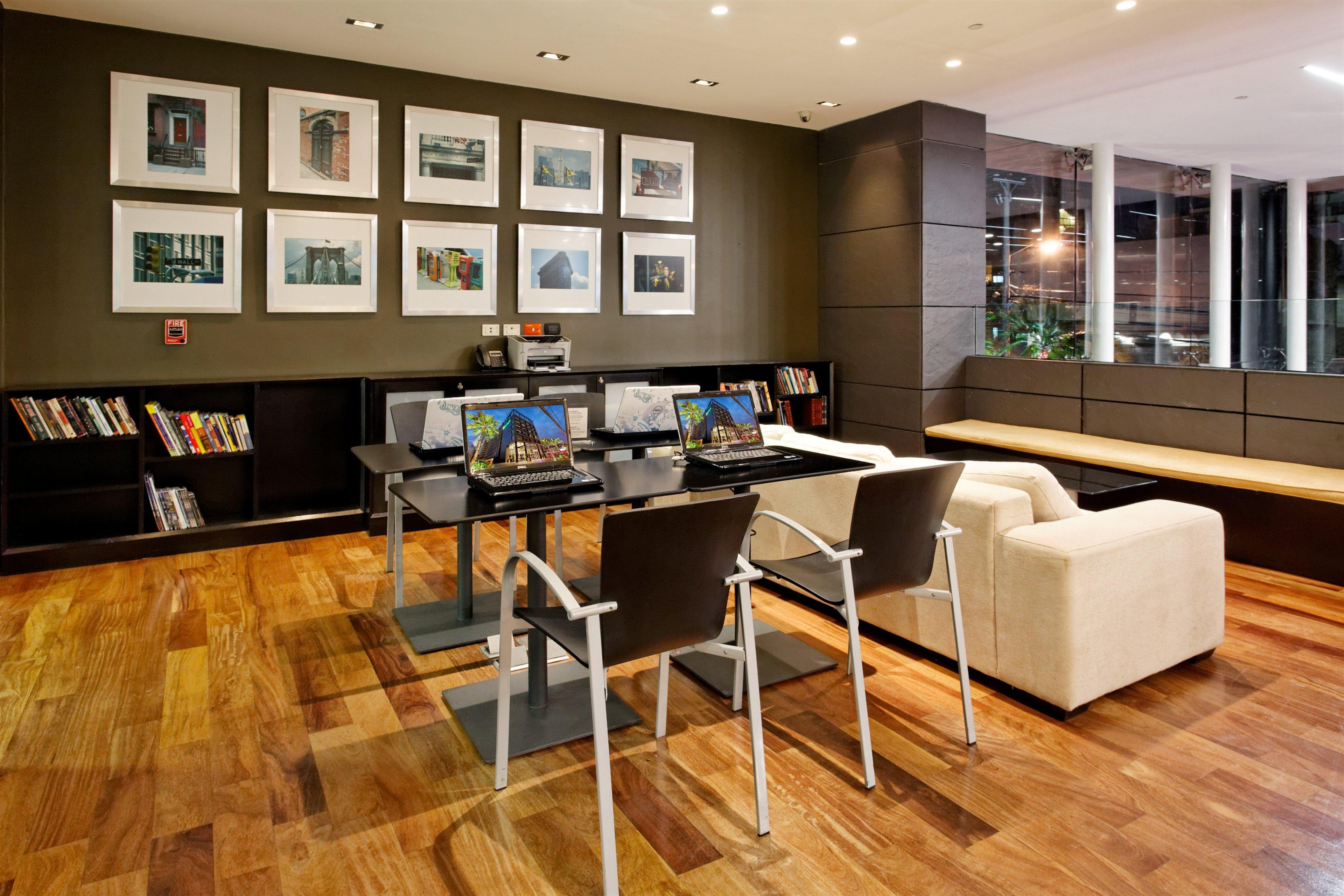 Holiday Inn Santo Domingo By Ihg Eksteriør billede Office interior